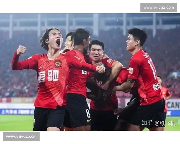恒大对阵上港巅峰对决焦点战谁能掌控中超争冠主动权赛场风云再起